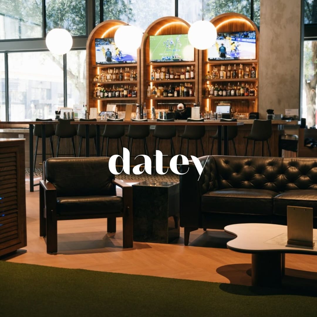 Datey at Birdies Golf Lounge